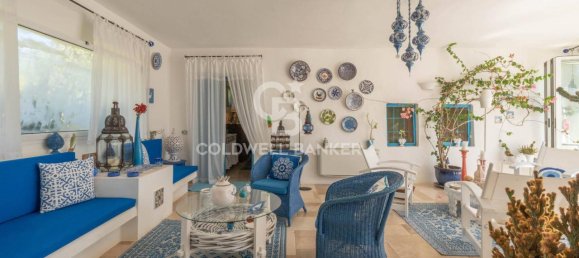 Дом с 5 комнатами в Остуни, Италия № 6000 26