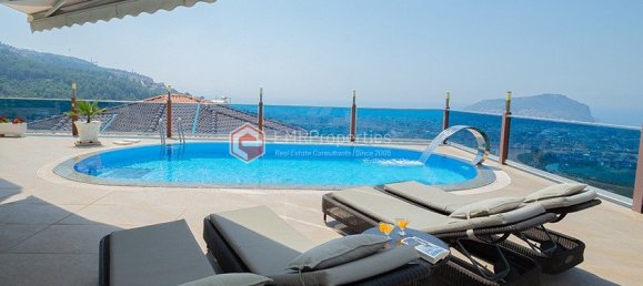 Villa 4+1 in Alanya, Turkey No. 13443 7