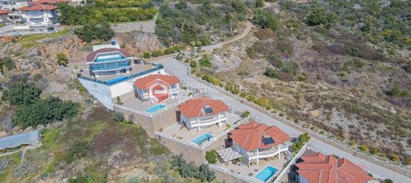 Villa 4+1 in Alanya, Turkey No. 13443 3