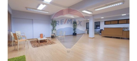 مستودع في Lisbon, Portugal 1250متر مربع رقم 72318 11