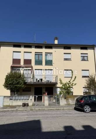 1 bedroom Apartment in Cento, Italy No. 283592