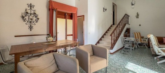 11 rooms Villa in Pietrasanta, Italy No. 274889 4