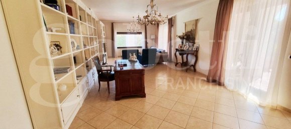 3 chambres Villa à Trani, Italy No. 57991 12