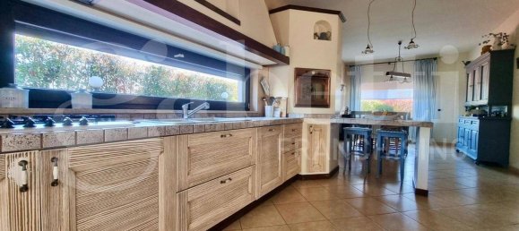 3 chambres Villa à Trani, Italy No. 57991 11