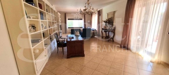 3 chambres Villa à Trani, Italy No. 57991 13