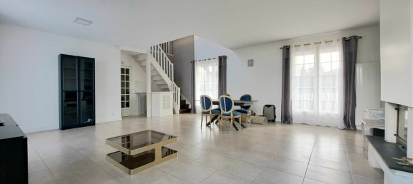 4 Schlafzimmer Haus in Chaumontel, France, Nr. 132881 2