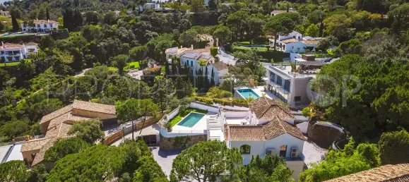 5 bedrooms Villa in El Madronal, Spain No. 190020 28