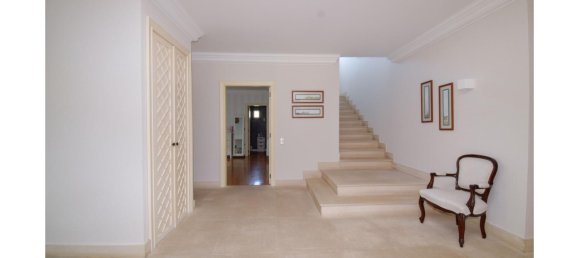 6 bedrooms Villa in Cascais, Portugal No. 107913 6