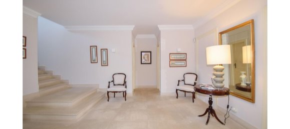 6 bedrooms Villa in Cascais, Portugal No. 107913 7