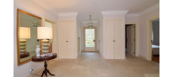 6 bedrooms Villa in Cascais, Portugal No. 107913 8