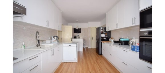 6 bedrooms Villa in Cascais, Portugal No. 107913 17