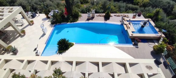 1 chambre villa à vendre à Central Greece, Thessaly and Central Greece, Greece № 99578 7