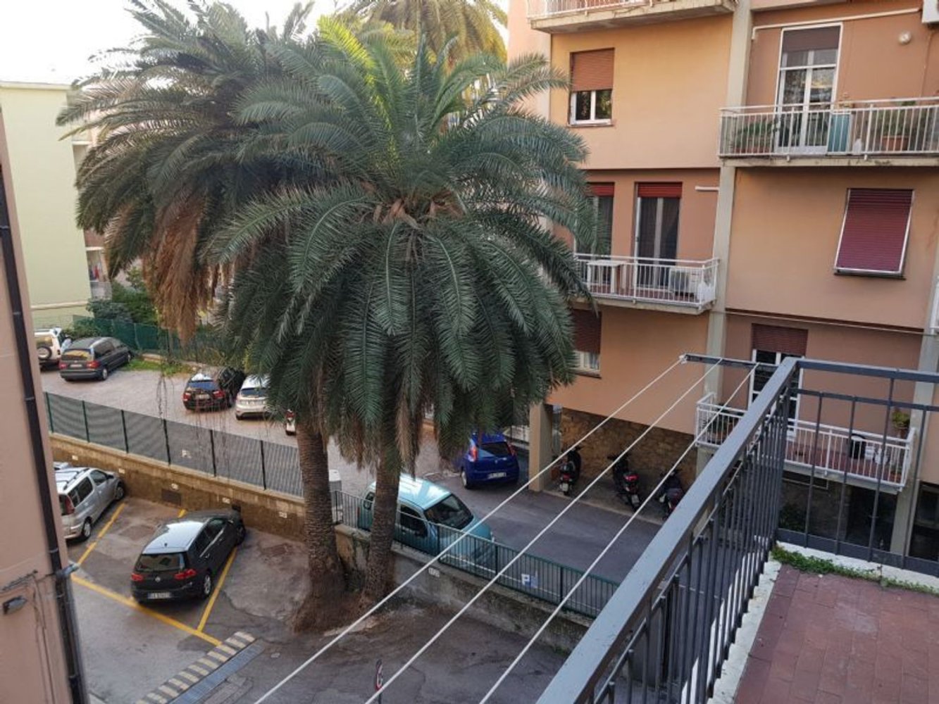 Квартира с 5 комнатами в Генуя, Италия № 164754