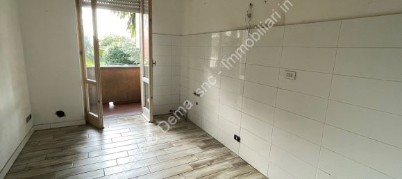 3 rooms Apartment in Castelletto sopra Ticino, Italy No. 56146 15