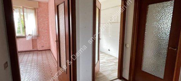 3 rooms Apartment in Castelletto sopra Ticino, Italy No. 56146 9