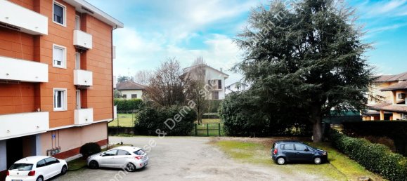 3 rooms Apartment in Castelletto sopra Ticino, Italy No. 56146 33