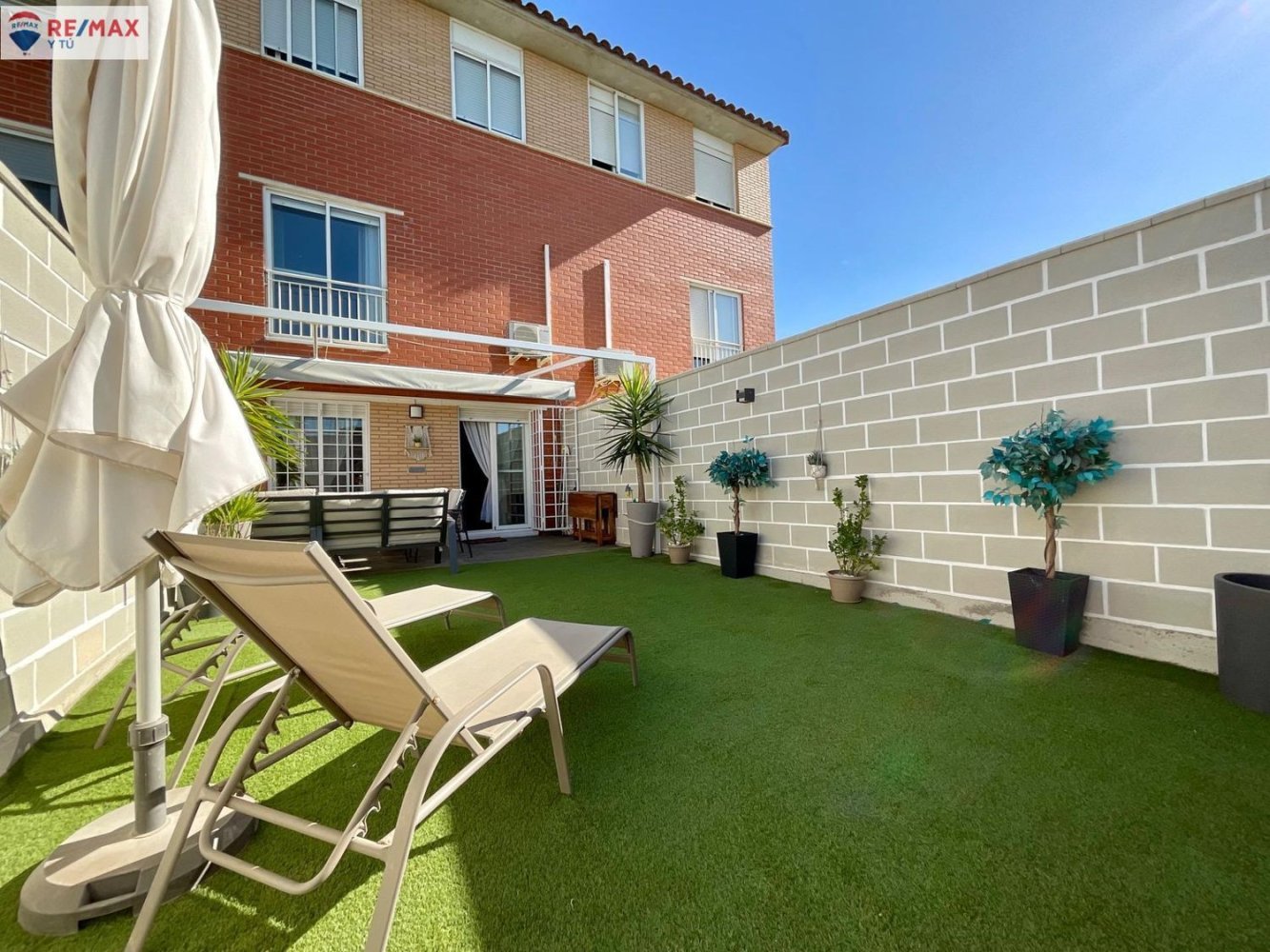 3 bedrooms House in Pastriz, Spain No. 273324