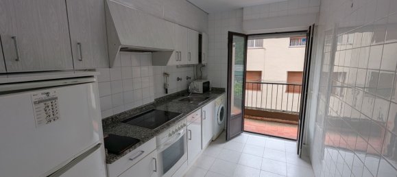 Квартира с 3 спальнями в Страна Басков, Испания № 163300 2