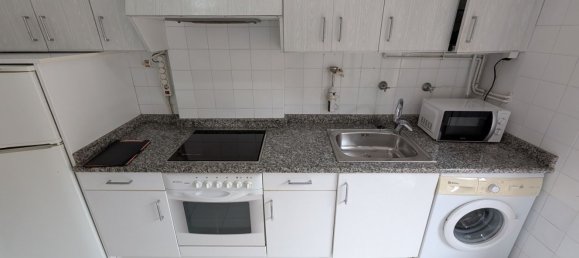 Квартира с 3 спальнями в Страна Басков, Испания № 163300 3