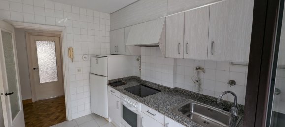 Квартира с 3 спальнями в Страна Басков, Испания № 163300 4