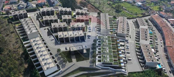 4 bedrooms House in Vila Nova de Gaia, Portugal No. 19326 4