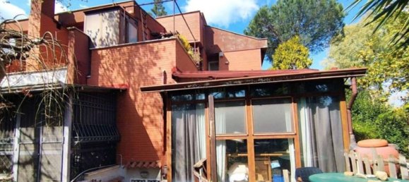 9 bedrooms Villa in Rome, Italy No. 318844 4