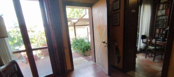 9 bedrooms Villa in Rome, Italy No. 318844 5