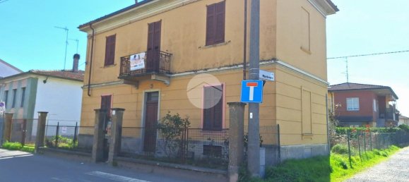 Casa de 4 divisões em Voghera, Italy N.º 146914 36