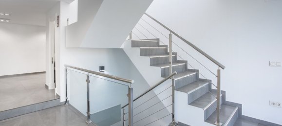 Gebäude in Marbella, Spain 250m², Nr. 117440 6