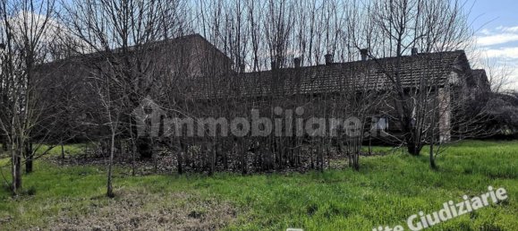 5 rooms Building in Poviglio, Italy No. 332645 8