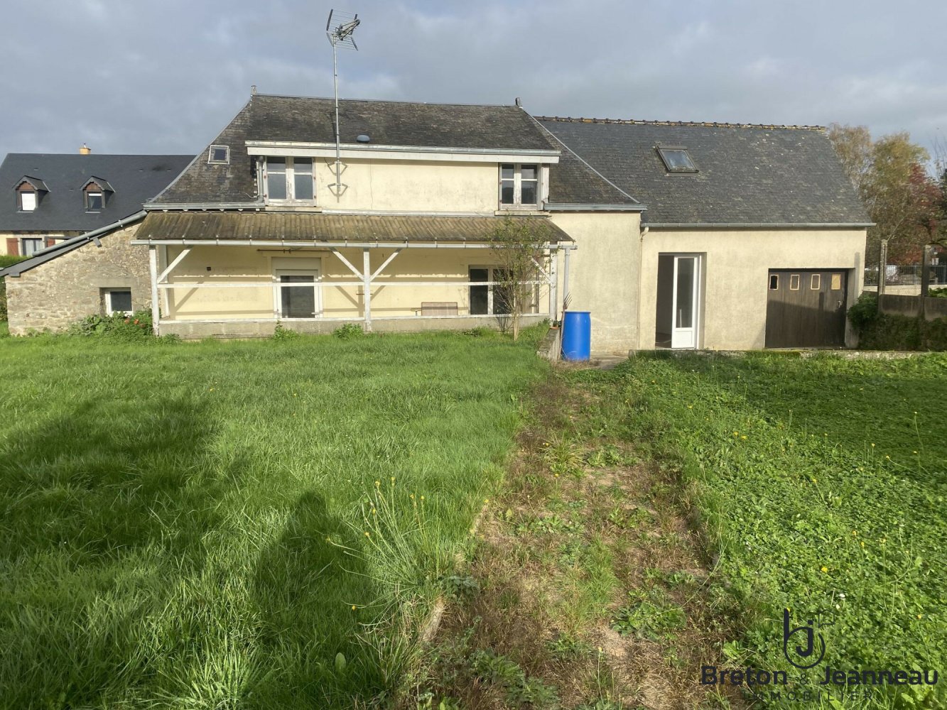 3 Schlafzimmer Haus in Mayenne, France, Nr. 357632