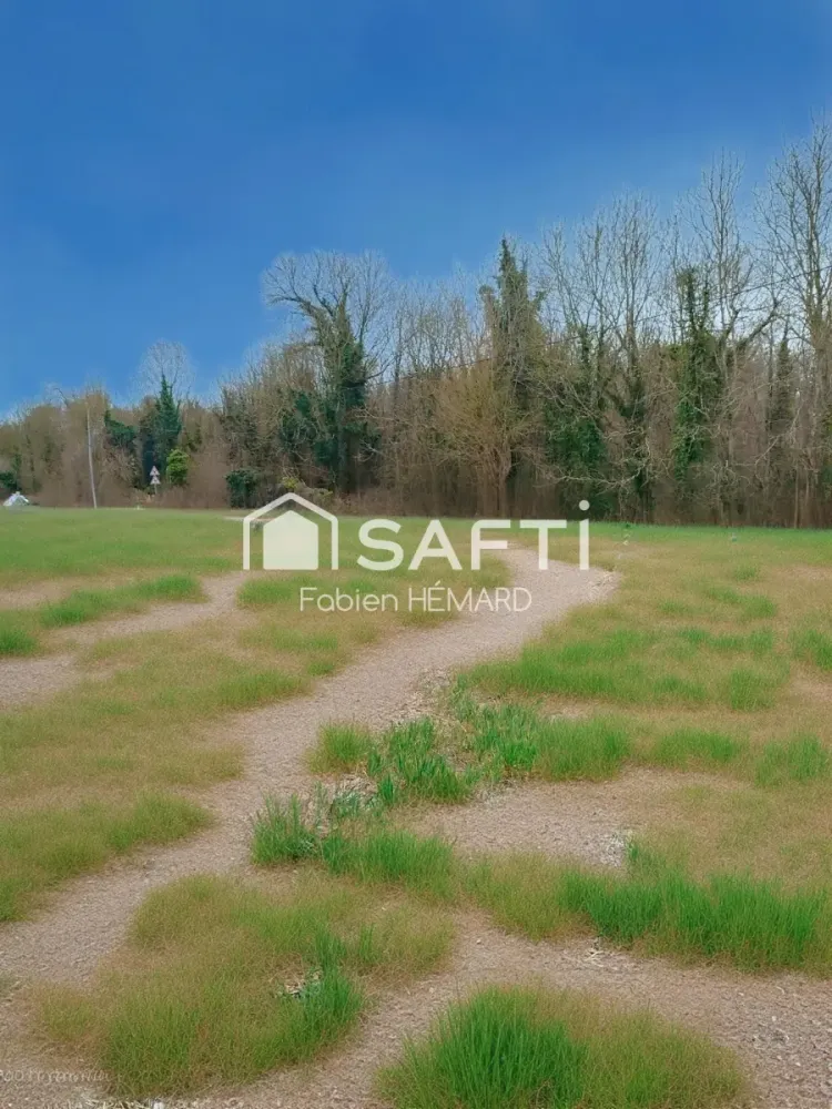 1186m² Land in Nogent-sur-Seine, France No. 48837
