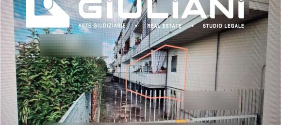 4 rooms Apartment in Latina, Italy No. 65193 2