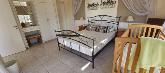Вилла с 3 спальнями в Пейя, Пафос, Кипр № 9412 20