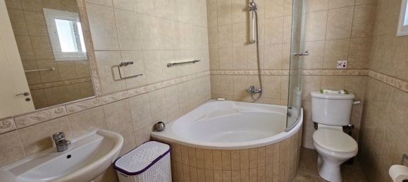 Вилла с 3 спальнями в Пейя, Пафос, Кипр № 9412 21