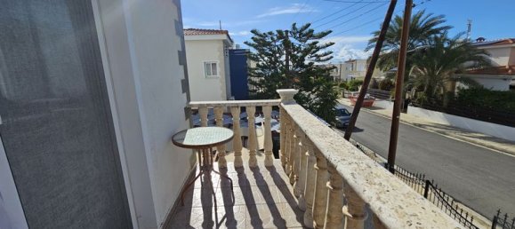 Вилла с 3 спальнями в Пейя, Пафос, Кипр № 9412 18