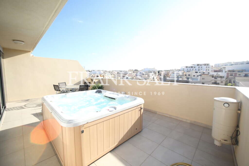 2 Schlafzimmer Penthouse in Swieqi, Malta, Nr. 3292