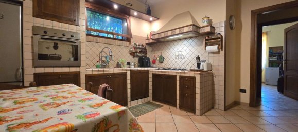 7 bedrooms Villa in L'Aquila, Italy No. 315623 17