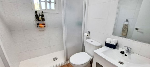 5 غرف نوم فيلا في Coin, Spain رقم 125790 8