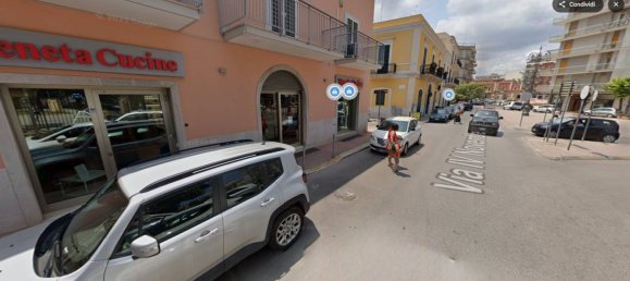 Склад с 1 комнатой в Битонто, Италия № 61193 4