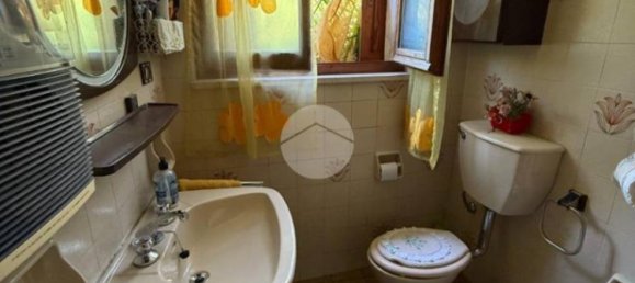 Дом с 1 спальней в Каприе, Италия № 349858 10