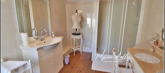 2 bedrooms House in Evreux, France No. 186751 10