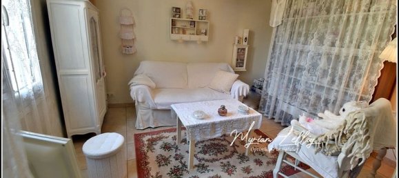 2 bedrooms House in Evreux, France No. 186751 5