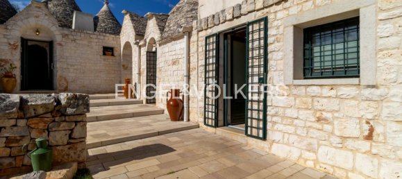 5-Zimmer Haus in Monopoli, Italy, Nr. 64944 45