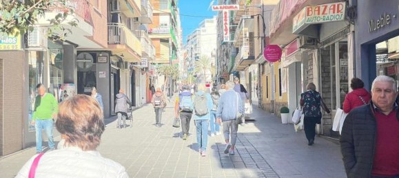 Коммерческая недвижимость 55м² в Бенидорм, Испания № 150371 8