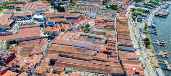 Gebäude in Vila Nova de Gaia, Portugal 500m², Nr. 70092 11