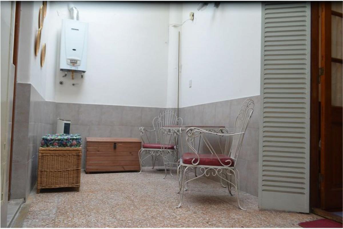 Studio in Avellaneda, Argentina No. 77366