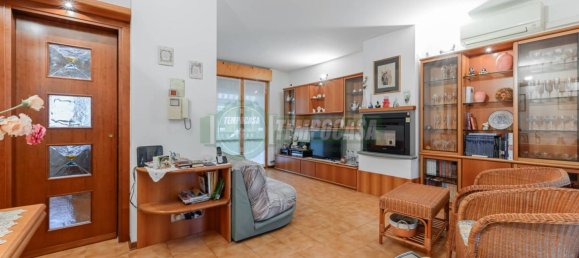 4 غرف نوم شقة في Carnate, Italy رقم 350892 5