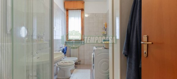 4 غرف نوم شقة في Carnate, Italy رقم 350892 24