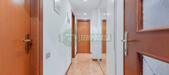 4 غرف نوم شقة في Carnate, Italy رقم 350892 14